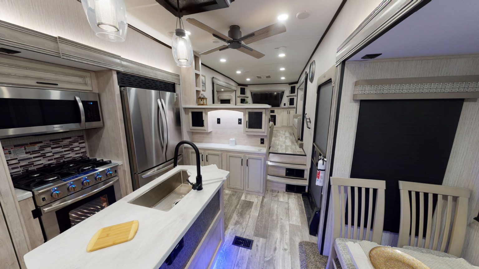 Sierra Luxury Fifth Wheels – Colmans RV Blog